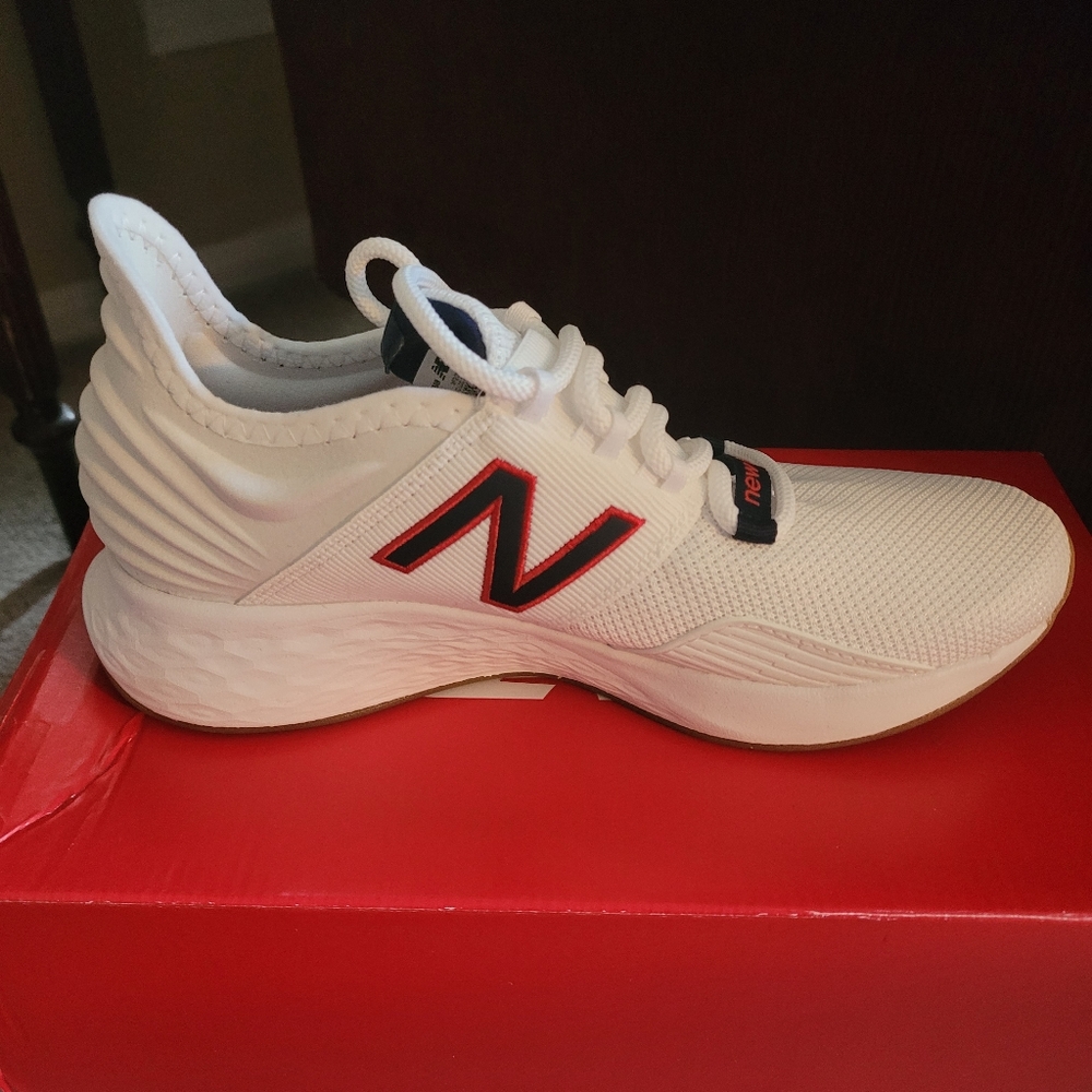 New Balance WROAVSAM